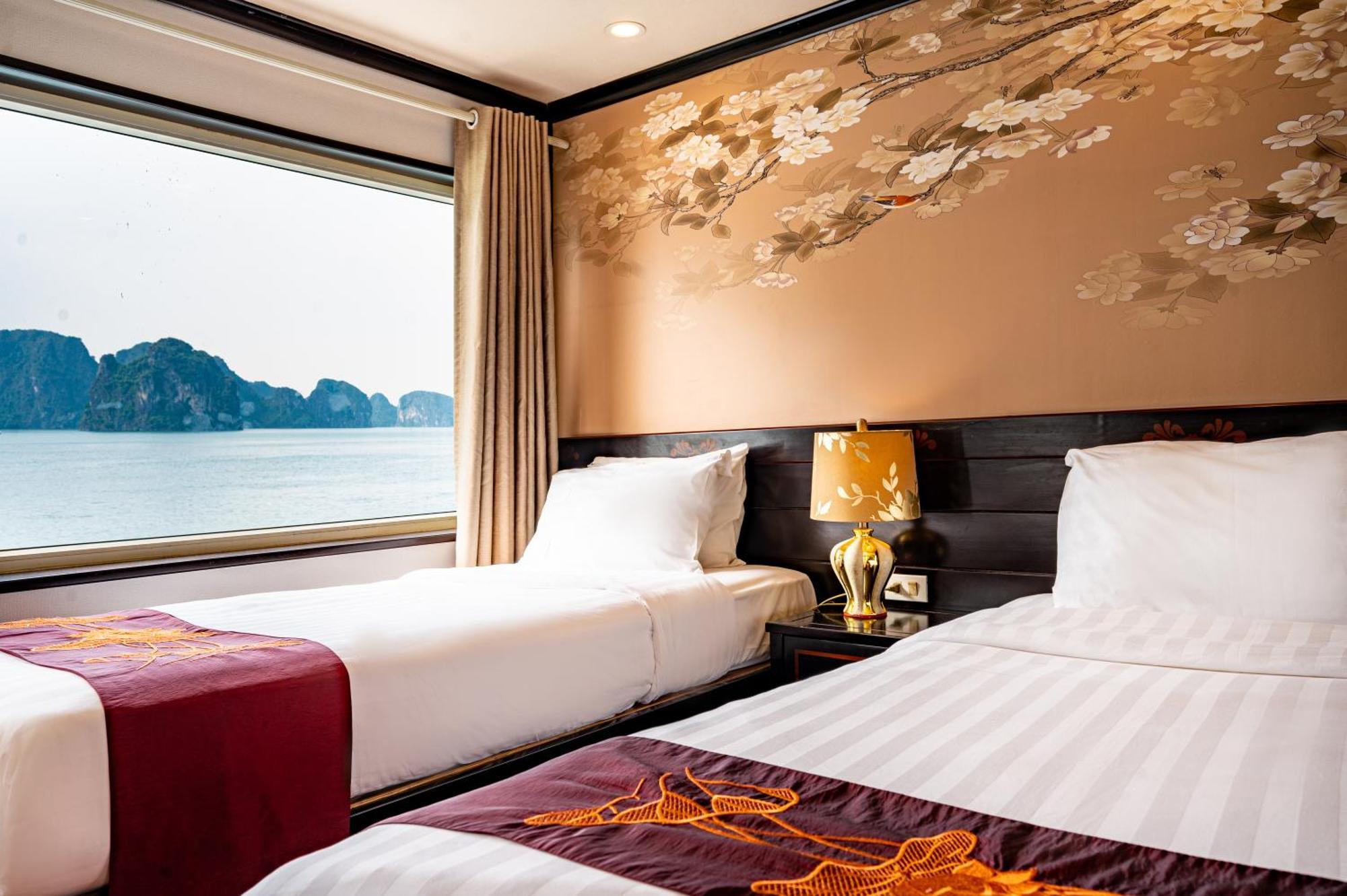 Hotel Dragon Crown Legend Cruise Ha Long Exterior foto