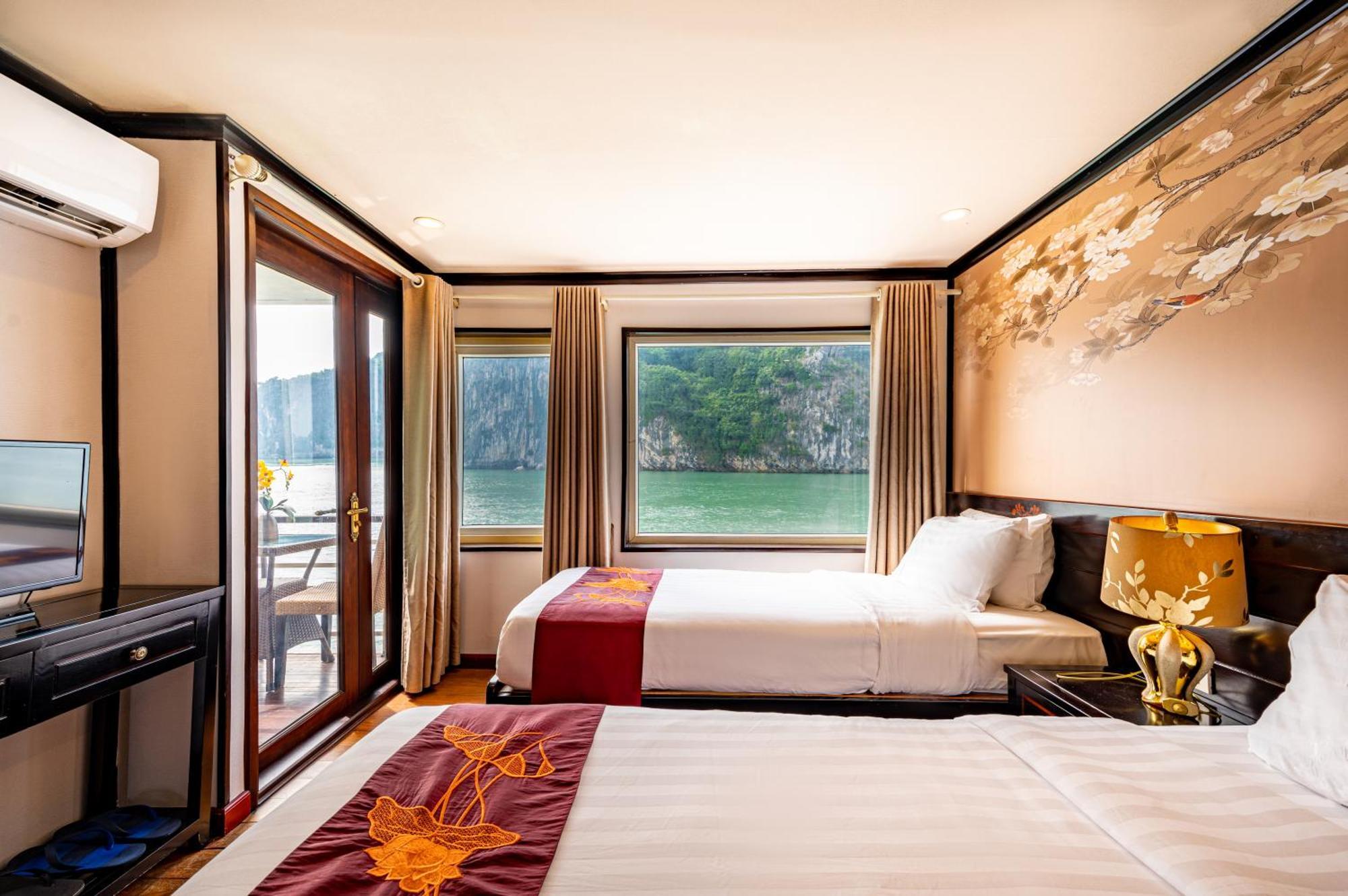 Hotel Dragon Crown Legend Cruise Ha Long Exterior foto