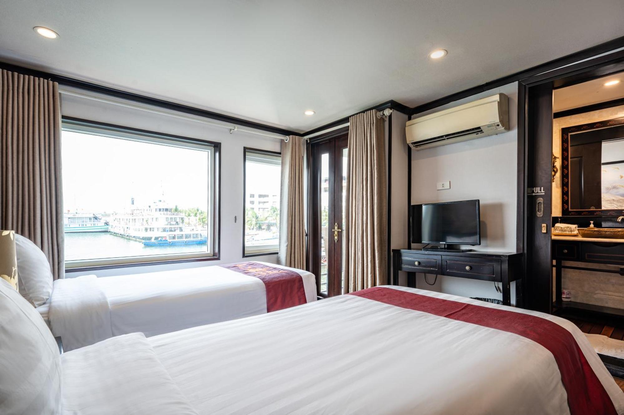 Hotel Dragon Crown Legend Cruise Ha Long Exterior foto